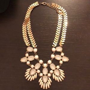 Statement necklace